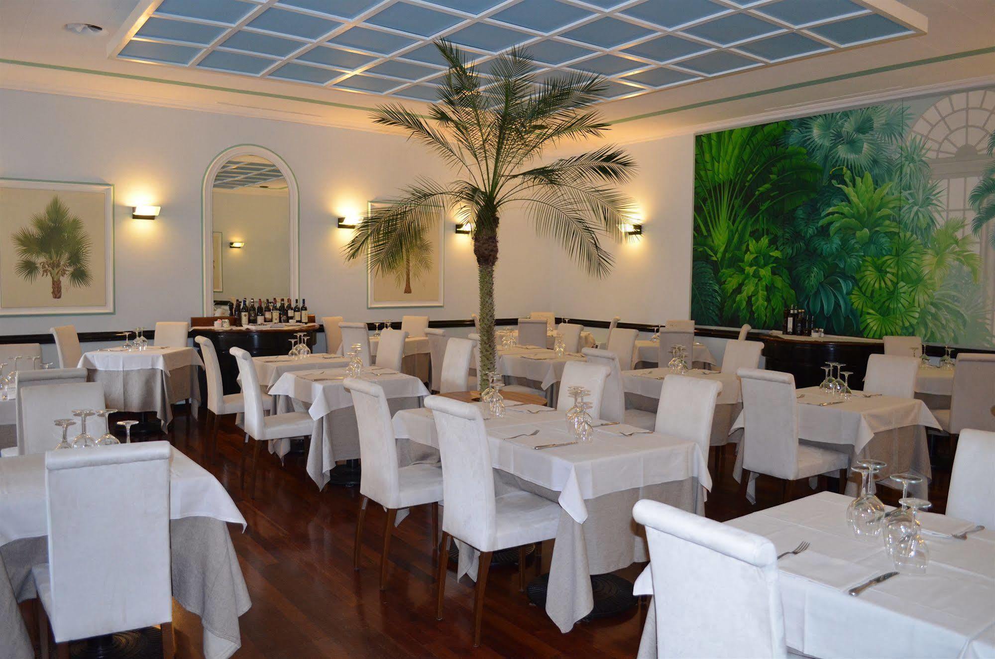 Albergo Giardino Черноббио Экстерьер фото