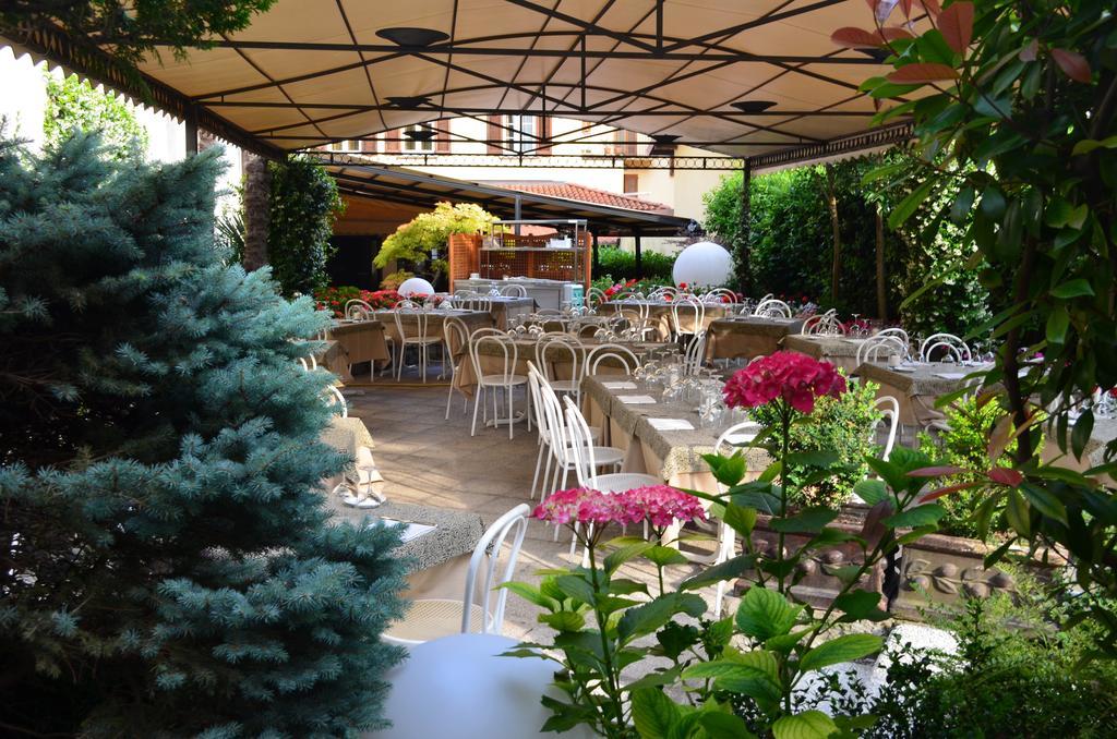 Albergo Giardino Черноббио Экстерьер фото